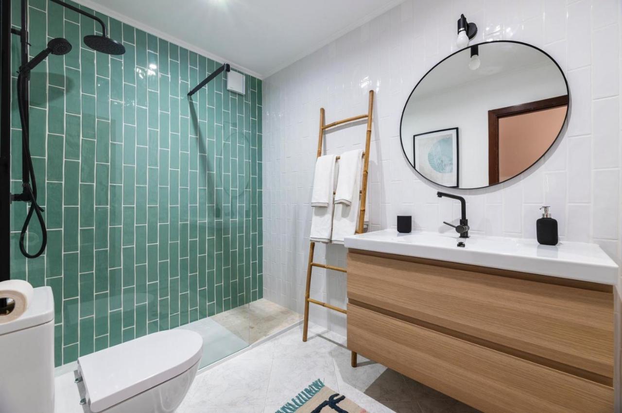 شقة Flat With Ac, Wifi, Netflix, Balcony - 3 Min From The Beach Armação de Pêra المظهر الخارجي الصورة
