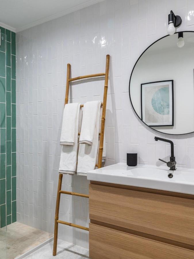 شقة Flat With Ac, Wifi, Netflix, Balcony - 3 Min From The Beach Armação de Pêra المظهر الخارجي الصورة