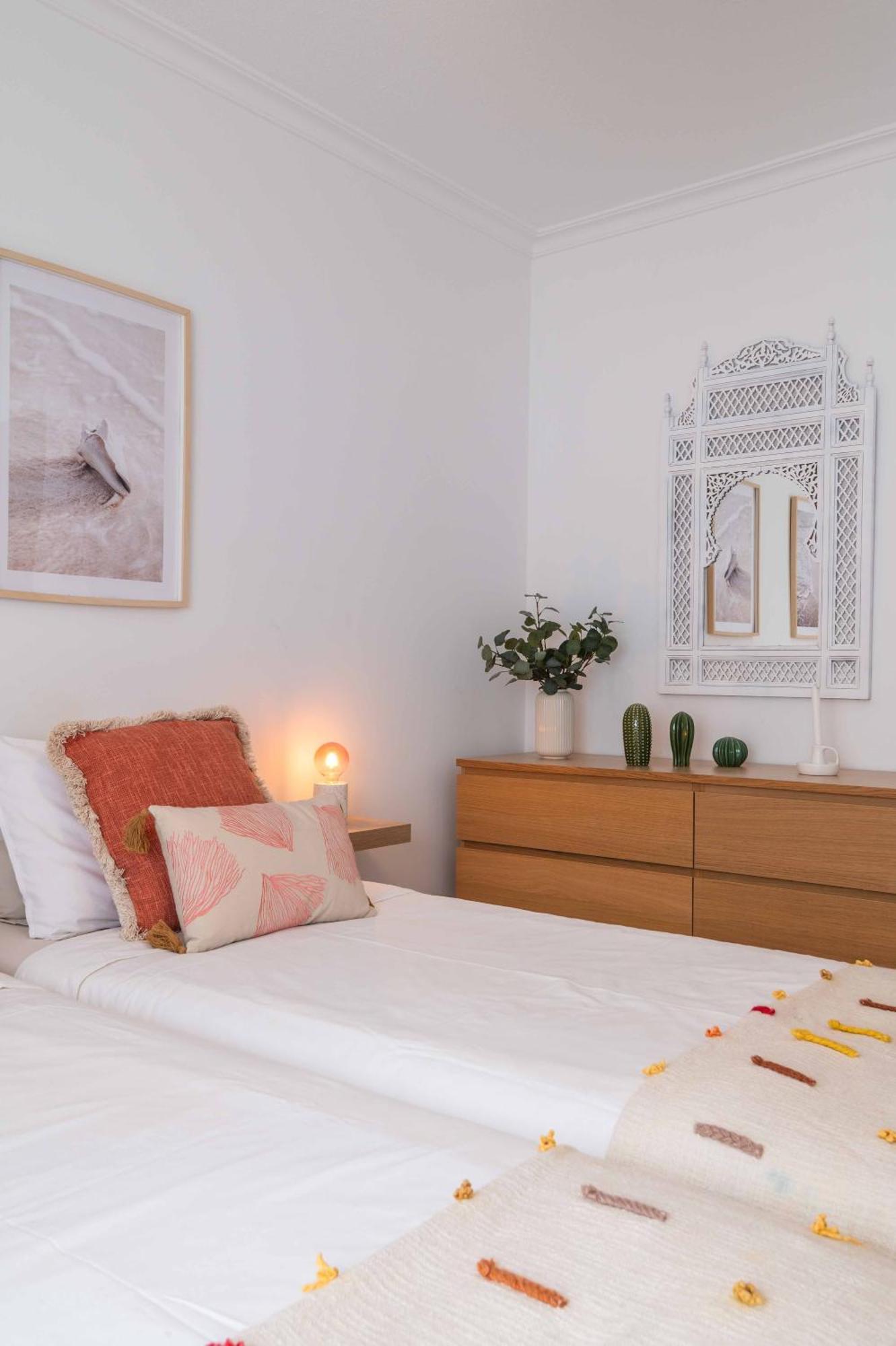 شقة Flat With Ac, Wifi, Netflix, Balcony - 3 Min From The Beach Armação de Pêra المظهر الخارجي الصورة